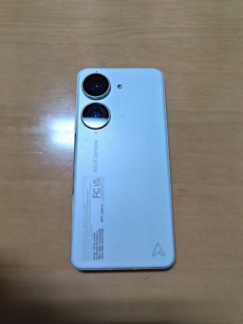 ASUS Zenfone10 256GB ホワイト AI2302 SIMフリー