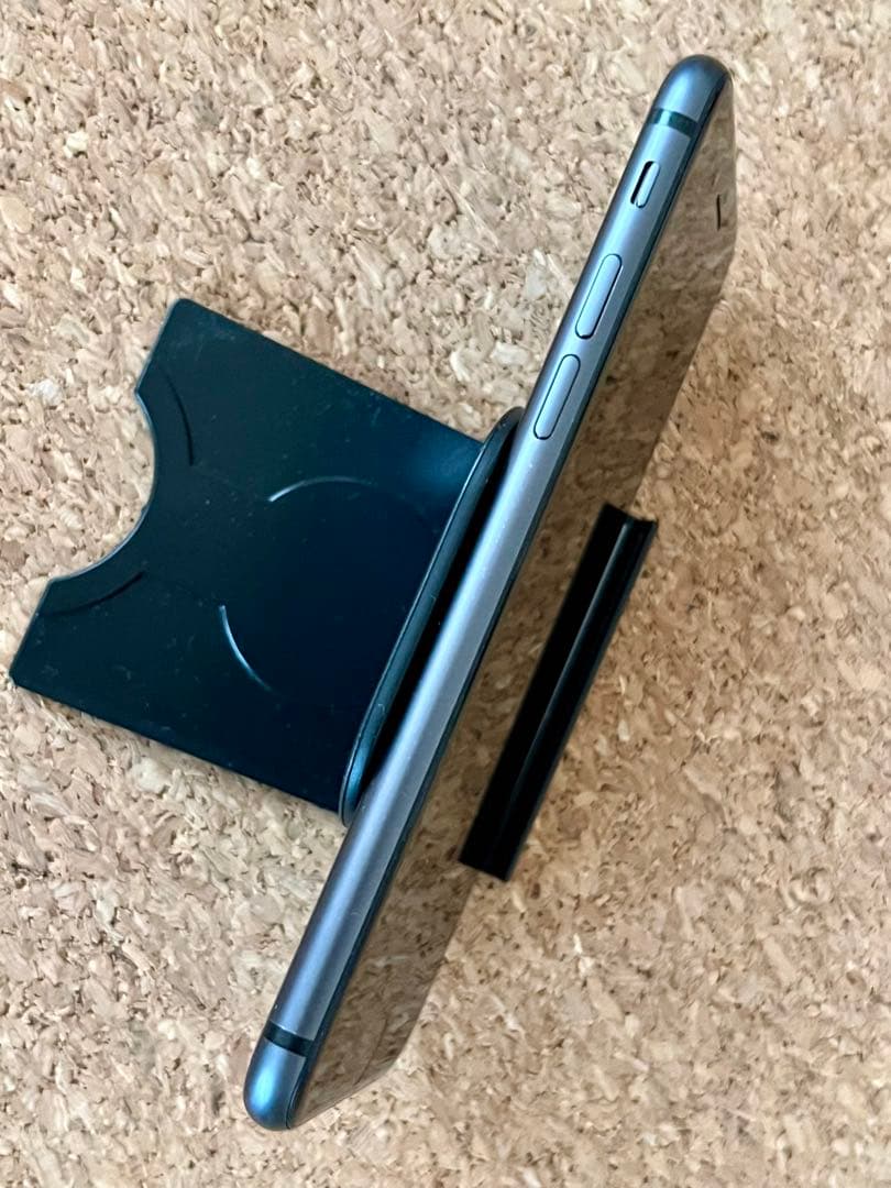 Apple iPhone8 256GB SIMフリー マグプル ケース付き◎美品