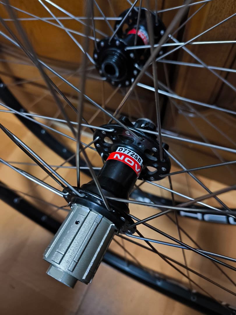 SUN Ringle Helix TR25 ホイールセット Novatecハブ