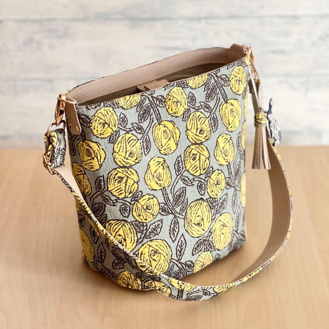 オーダー　rosy コロンとしたショルダーバッグ、ワンショルダーバッグ