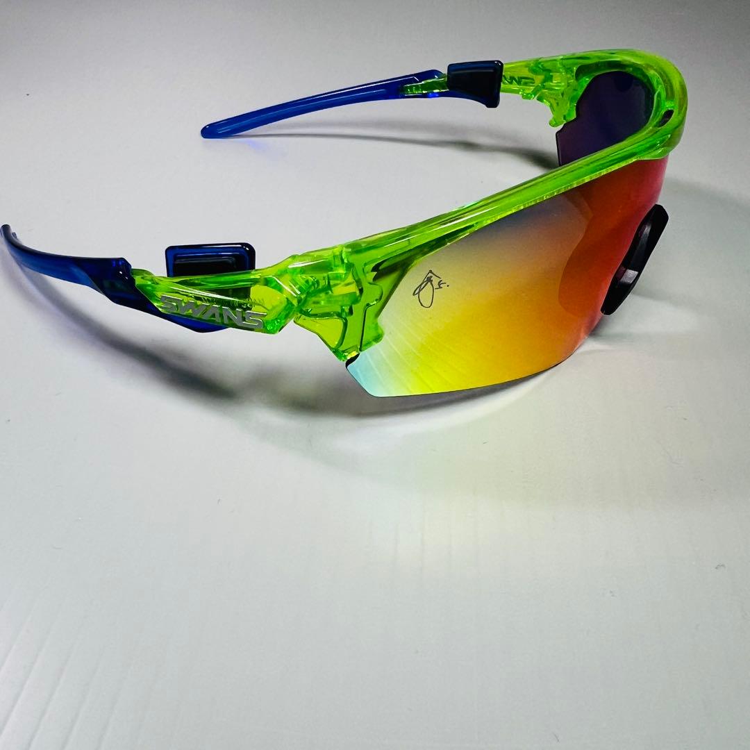 スワンズ 近本光司 選手 モデル サングラス　タイガース