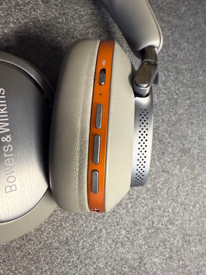 ヘッドホン Bowers & Wilkins PX8 McLaren Edition