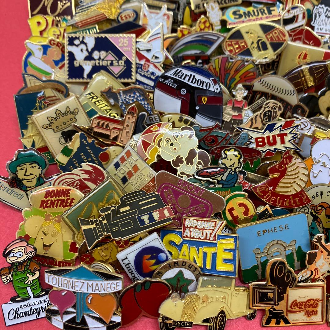 フランス雑貨★ピンバッジ大量220個セット★