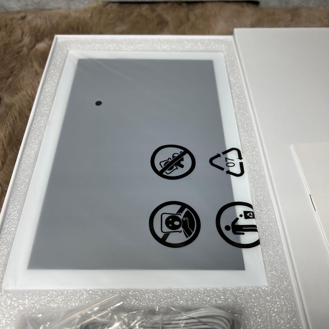 FRAMEO デジタルフォトフレーム