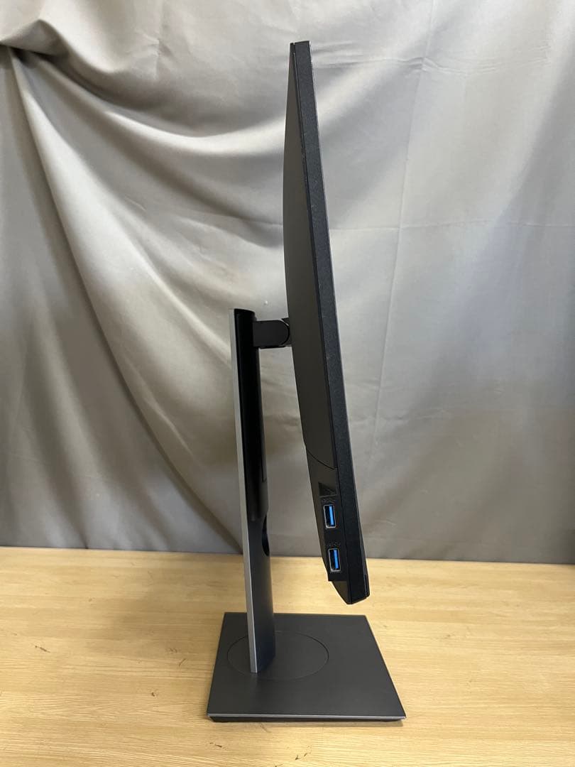 dell P2319H 23インチ液晶モニター　回転機能高さ調整