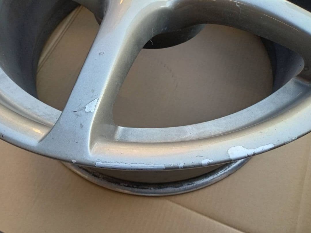 NISSAN　R34GT-R　純正ホイール　２本　(中古)