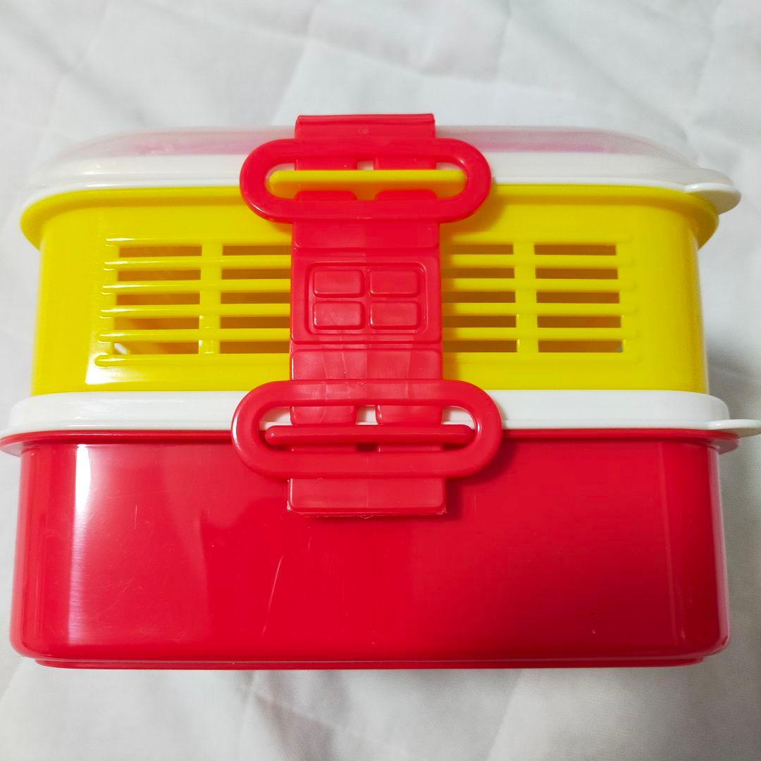 HELLO KITTY 2011年製　ランチボックス　レトロ弁当箱　ピクニック