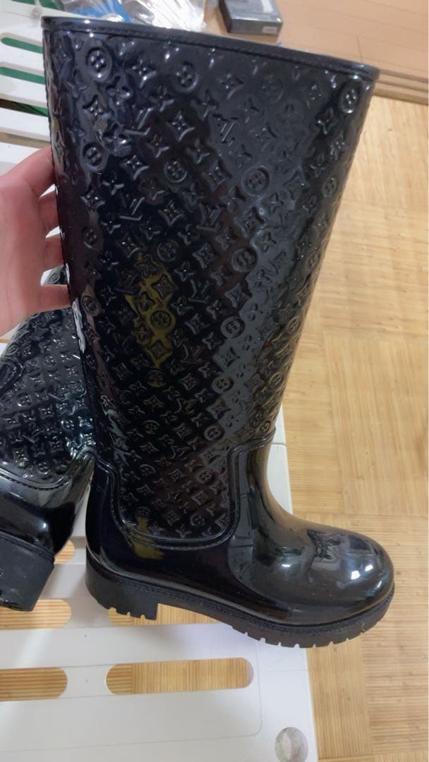 美品❣️雨靴、4、5回着用　ルイ・ヴィトン