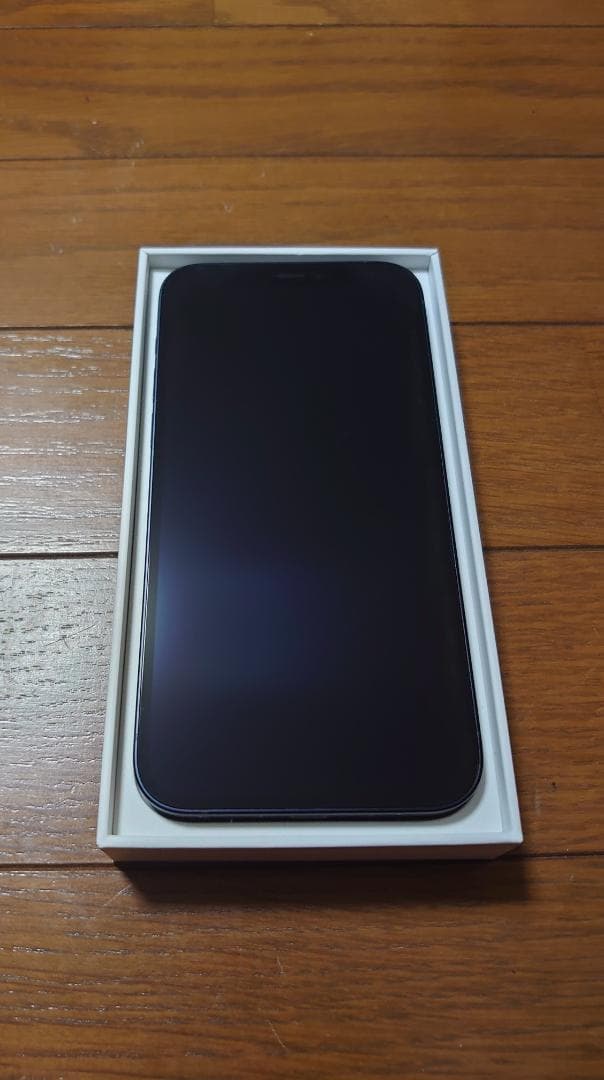 Apple iPhone 12 ブラック 本体　美品