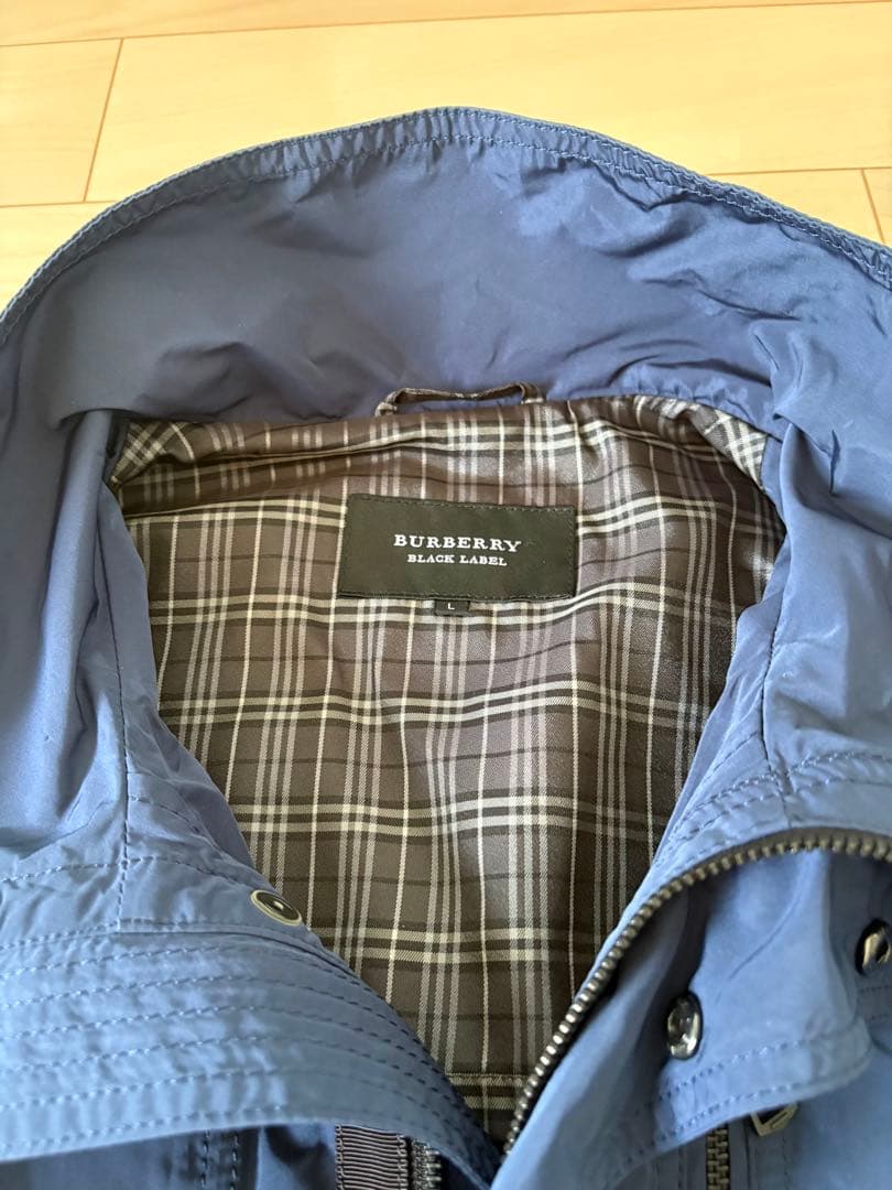 BURBERRY BLACK LABEL ネイビー ナイロンジャケット