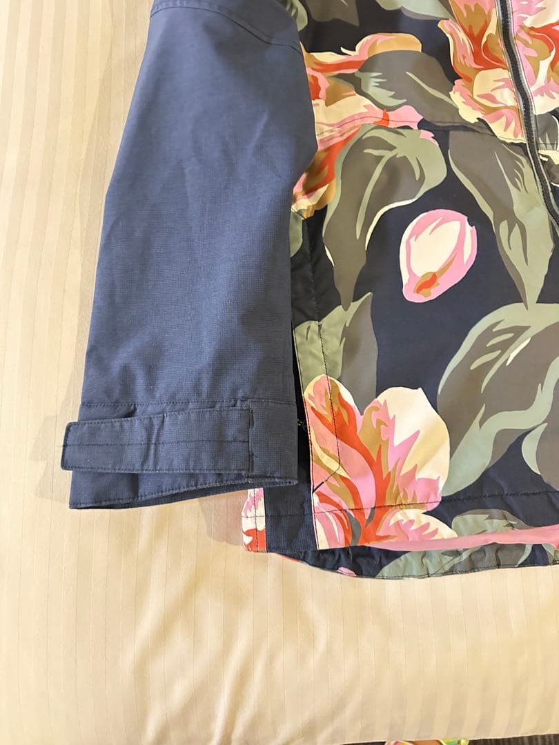 【美品】BURTON バートン 花柄 スノボウェア ジャケット