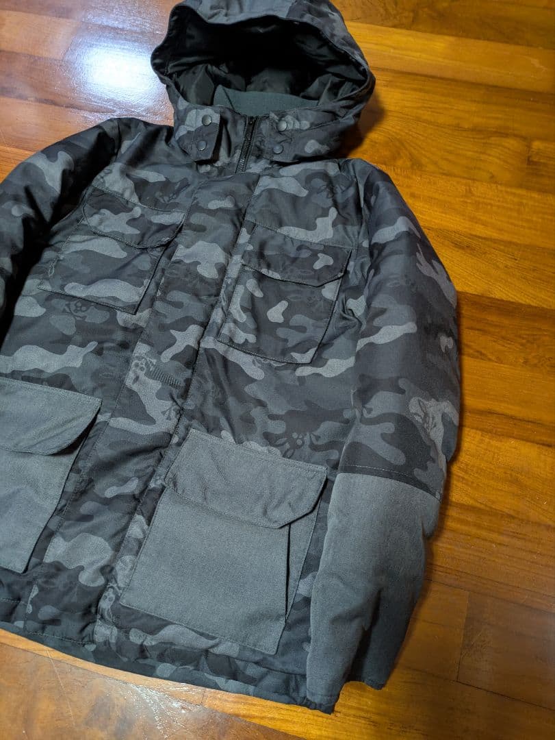 Psycho Bunny by ROBERT GODLEY　ダウンジャケット