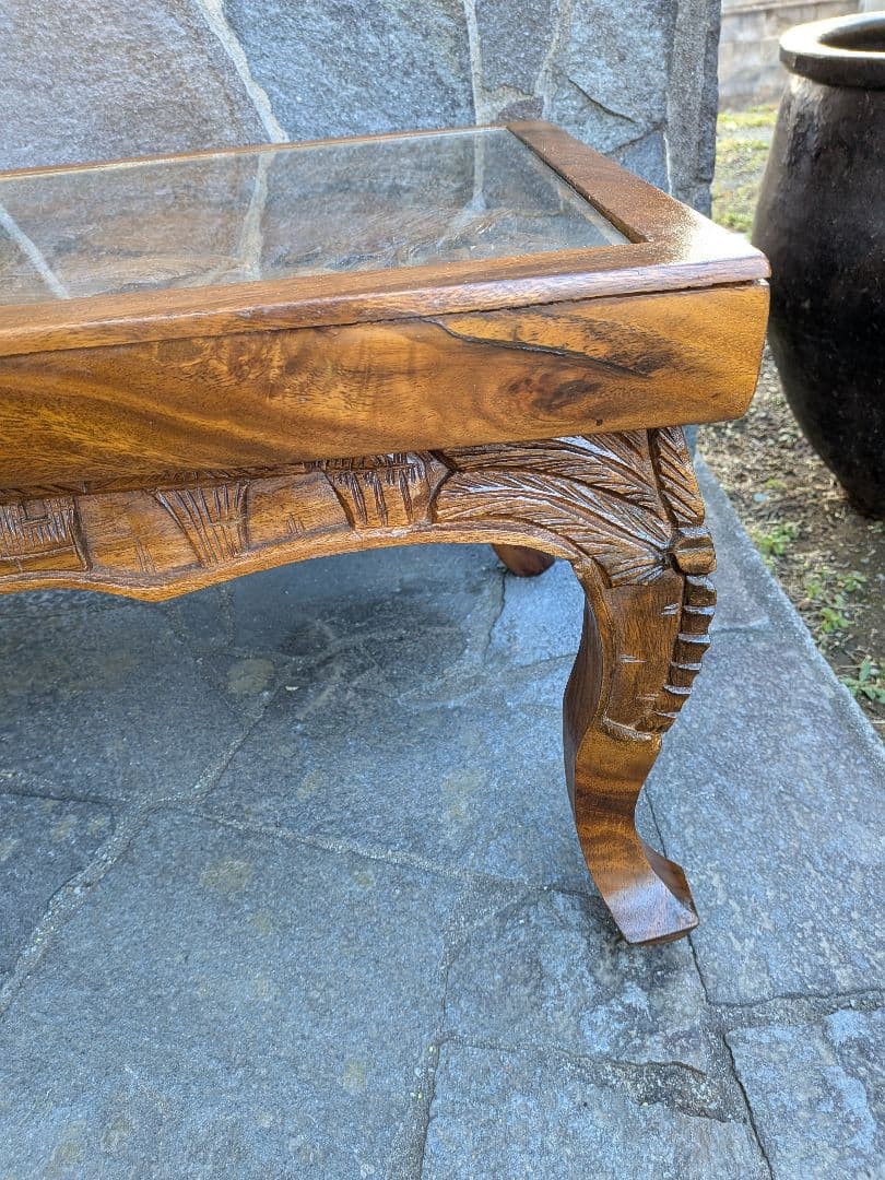 アジアンスタイル 木製彫刻テーブル ガラス天板付き