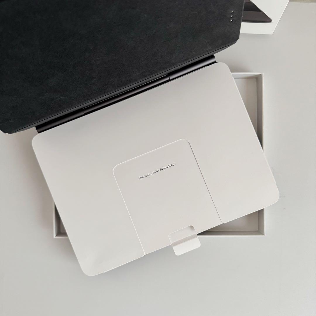 Apple マジックキーボード11インチMJQJ3J/A A2261