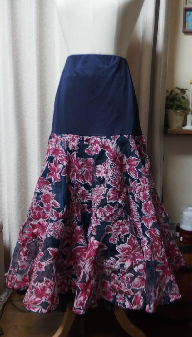 未使用品【社交ダンス】スタンダードスカート②（紺色）