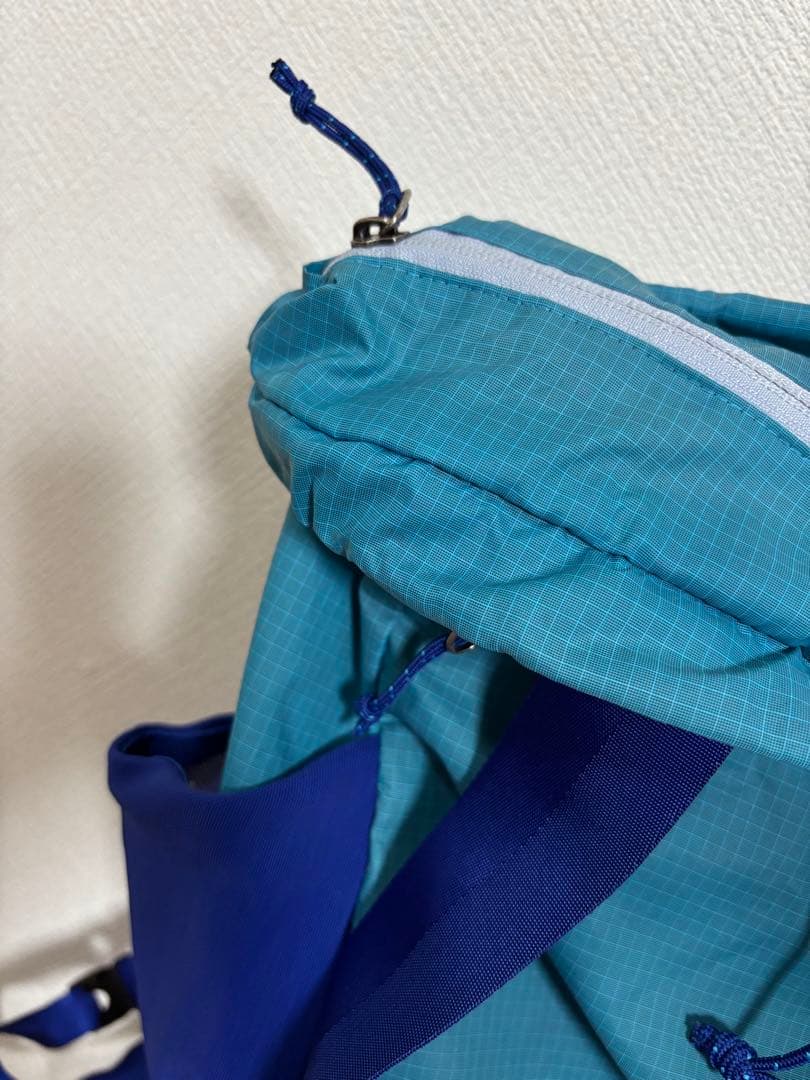 ✨美品　patagonia ウルトラライトブラックHole Tote Pack