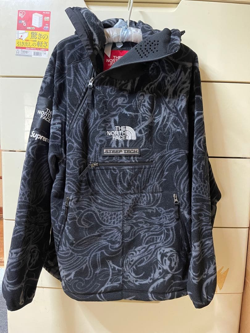 THE NORTH FACE STEAP TECH supremeコラボパーカー