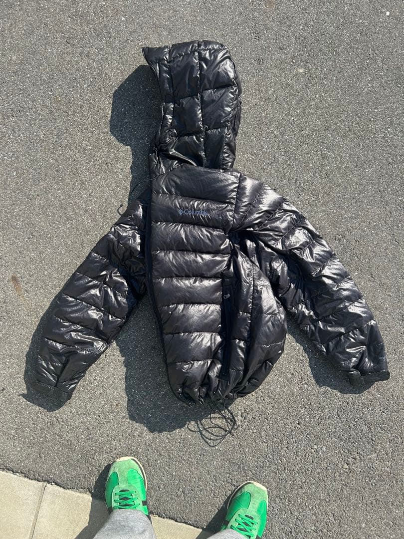 【大人気❗️】テック系 columbia マウンテンパーカー　ダウン　ブラックＬ