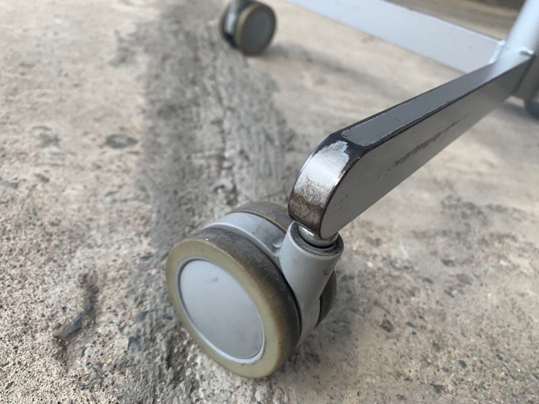 Cassina ixc. BOOMERANG キャスター ビンテージ No.2