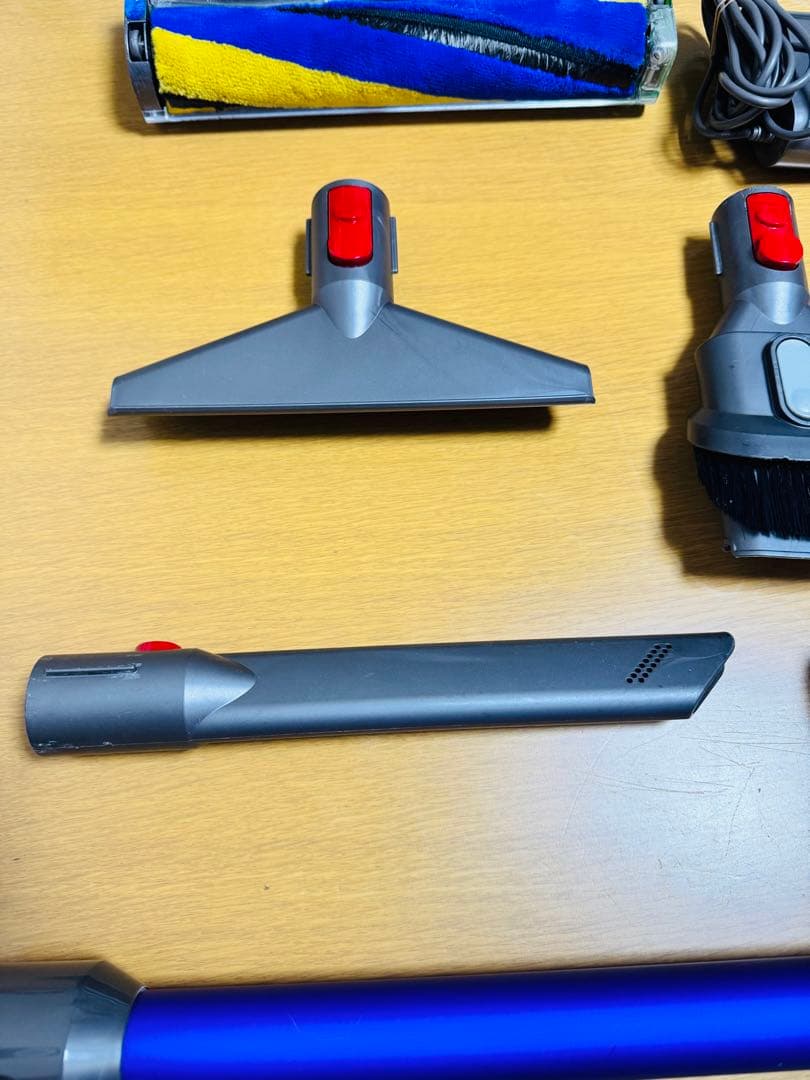 中古品 dyson SV18 動作確認・簡易清掃済み ダイソン [30]