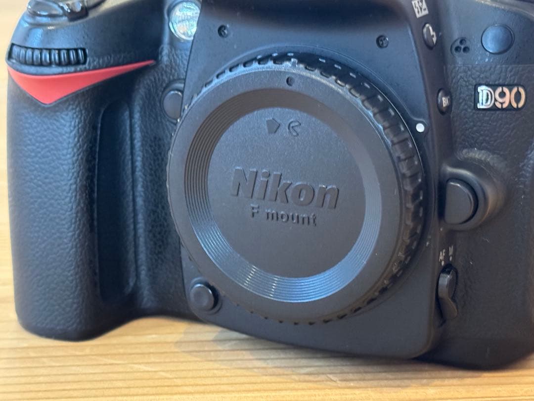 Nikon D90 デジタル一眼レフカメラ
