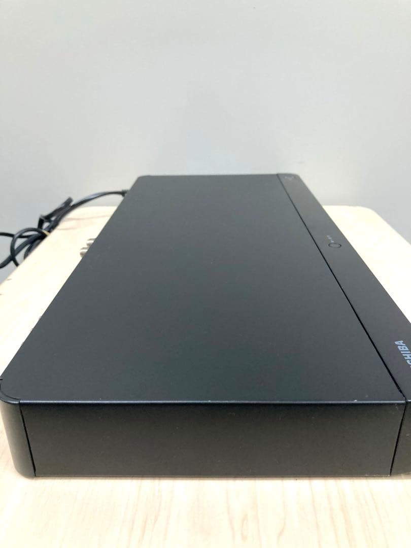 1TB ３チューナー　TOSHIBA REGZA DBR-T450