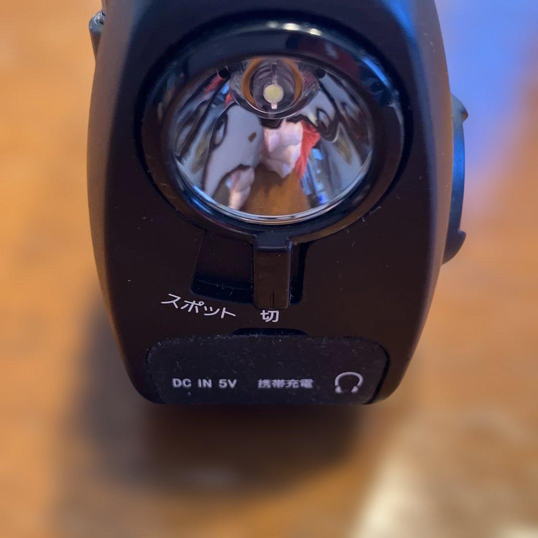 SONY 防災ラジオ ライト⭐️ソーラー&手回し&電池