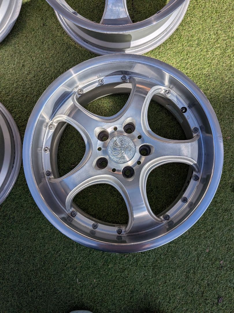 深リム17インチ7J +42 PCD114.3 5穴 4本セット