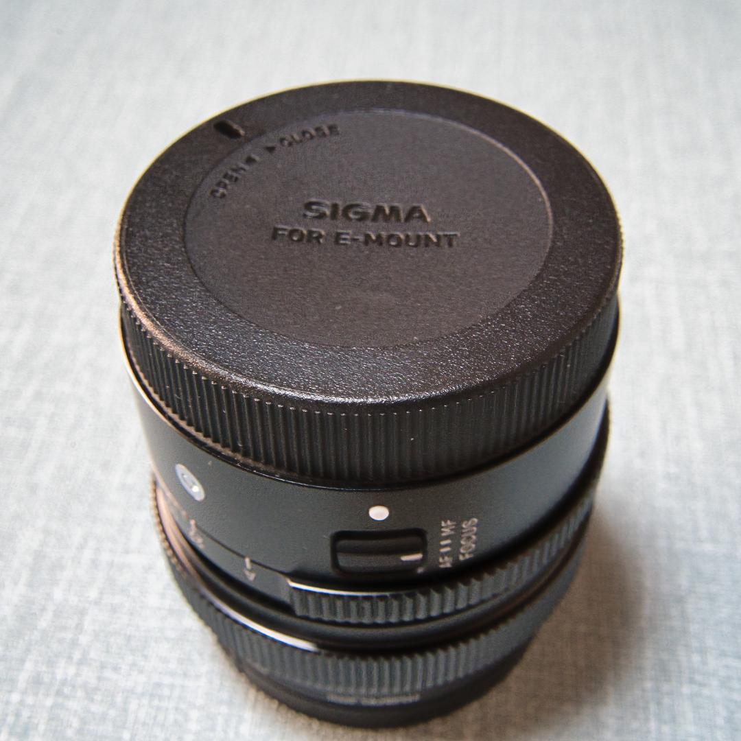 【美品】シグマ(SIGMA) 17mm F4 DG DN ソニーEマウント