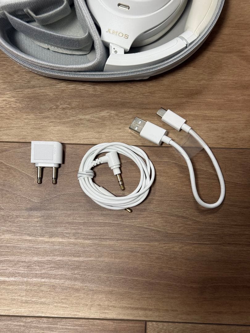 sony WH-1000XM4 WM ワイヤレスヘッドホン サイレントホワイト