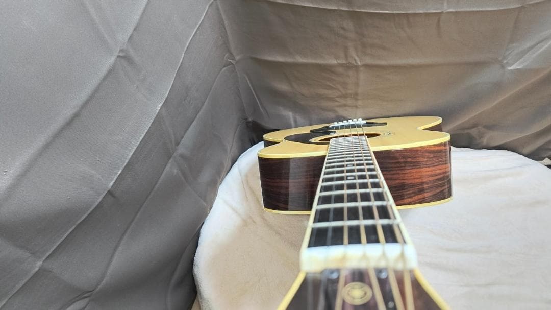 YAMAHA　アコースティックギター　FG-252B