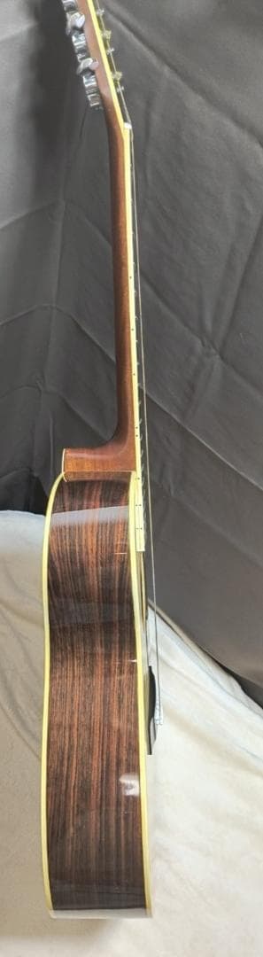 YAMAHA　アコースティックギター　FG-252B