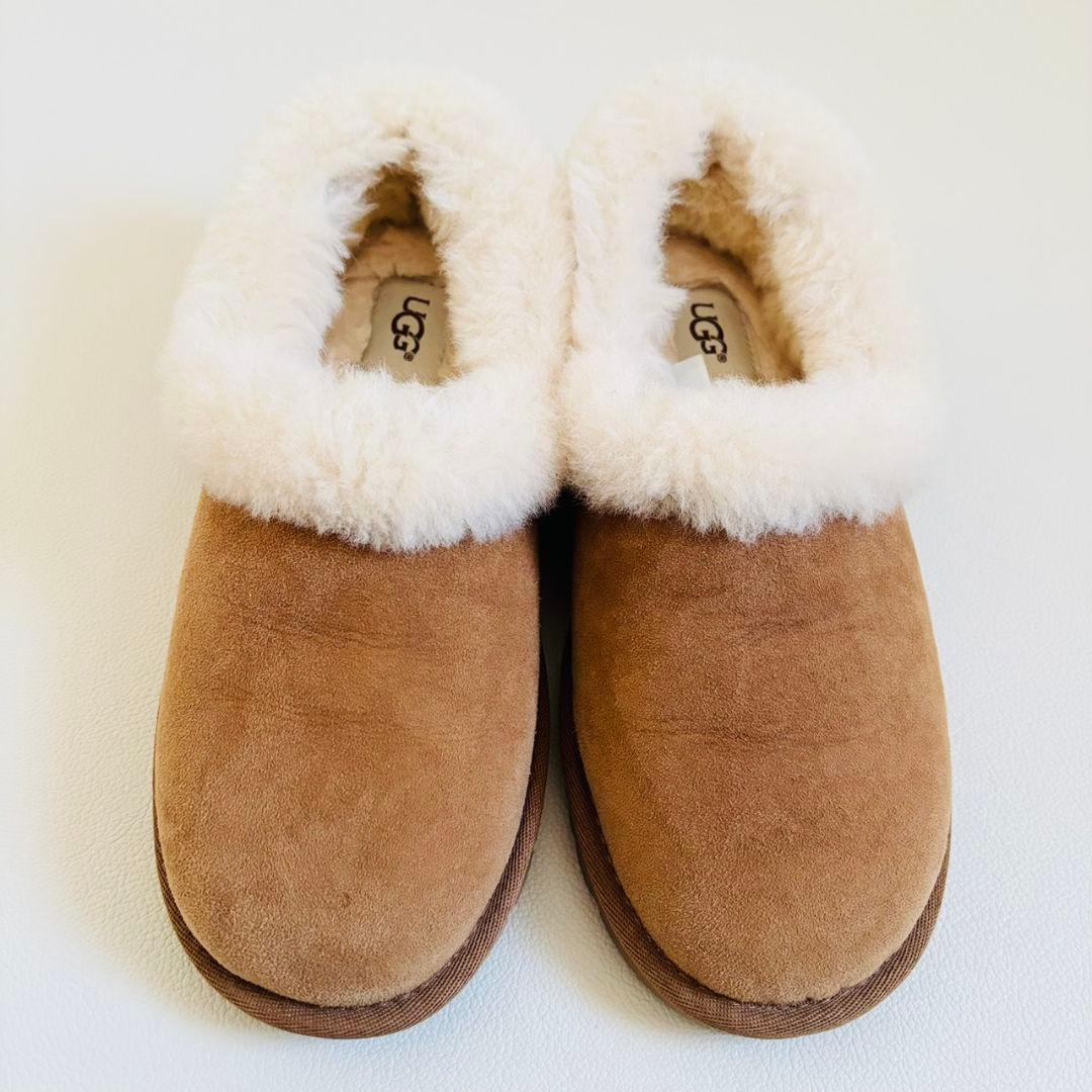 2744【極美品 展示品】UGG アグ NITA ニタ　スリッポンシューズ