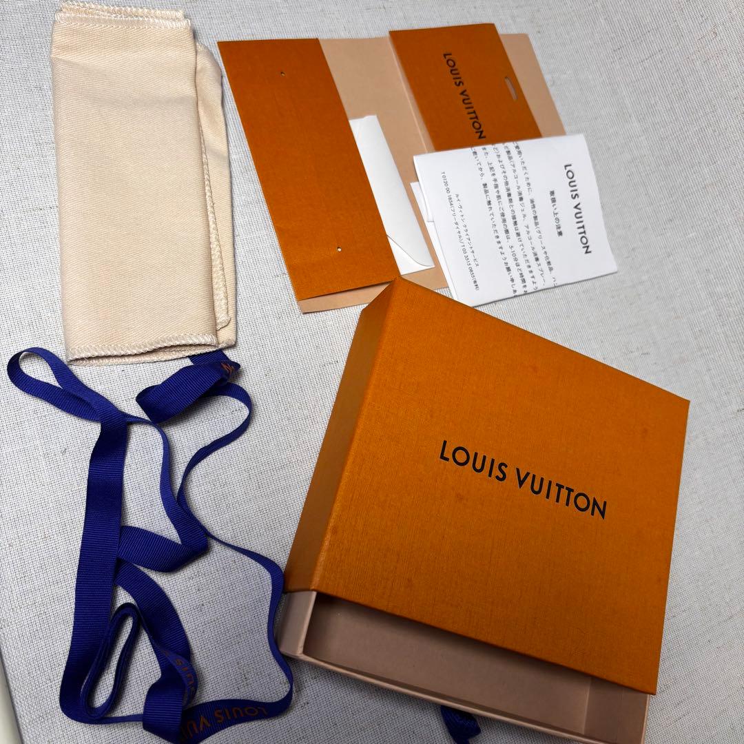 【箱付き】ルイヴィトン　LVサークルバックチャーム　M68000 キーリング