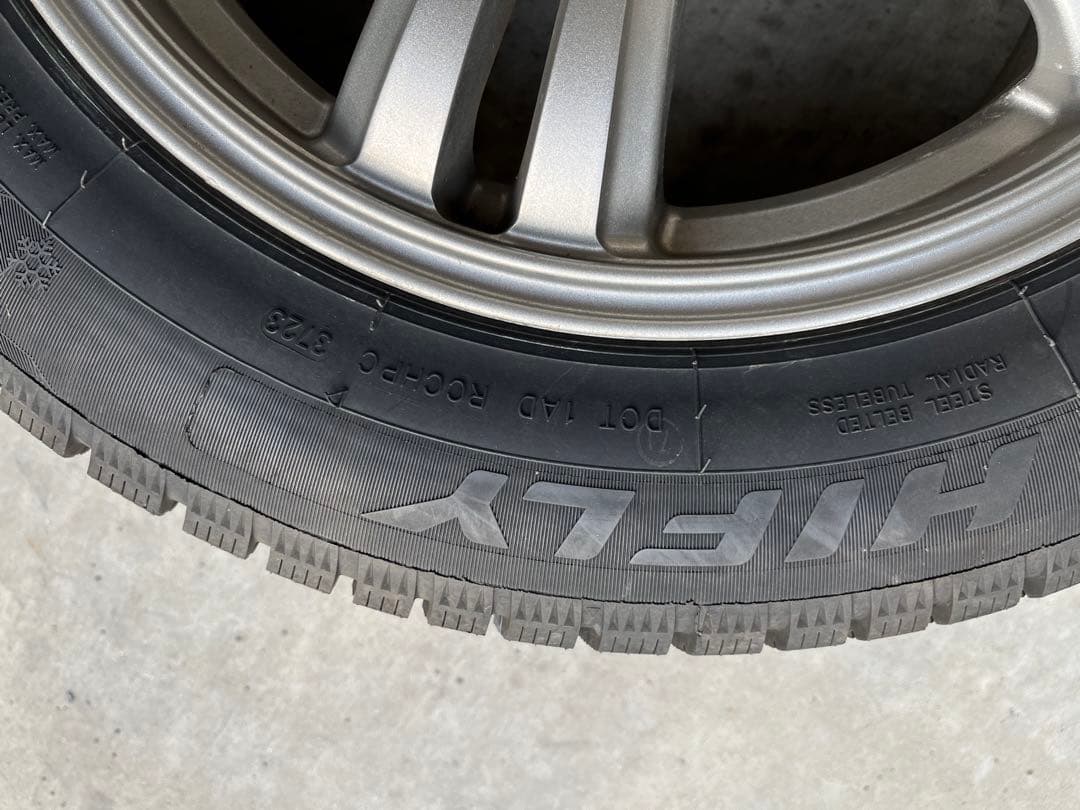 HIFLY 205/60R16 スタッドレス4本2023年製 トヨタ ノア