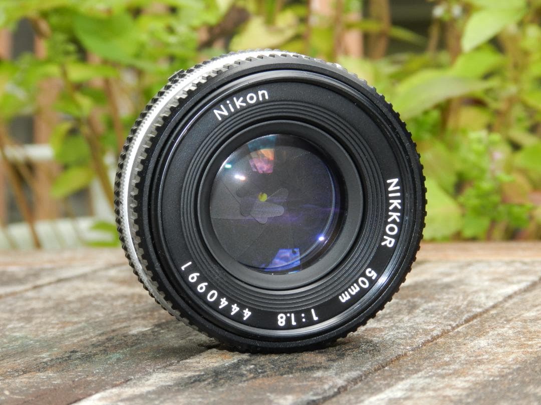 美品　Nikon NIKKOR 50mm f/1.8 パンケーキレンズ　即撮影可