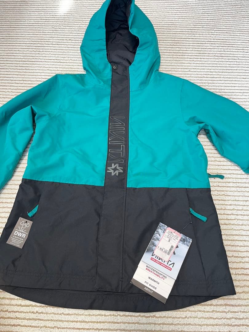 新品　ニキータ　スノーボード　ウエア　ジャケット　レディースS スキー