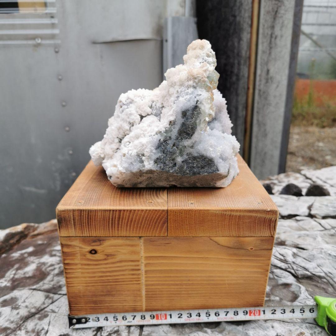 フローライト＆水晶クラスター　共生鉱物　鑑賞石　石　置物　オブジェ　インテリア