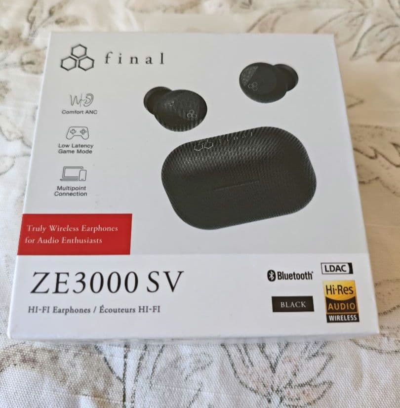 【美品】final ワイヤレスイヤホン ZE3000SV