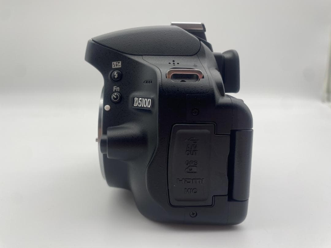 【専用】S約4,000回！Nikon D5100★55mm-200mmレンズ