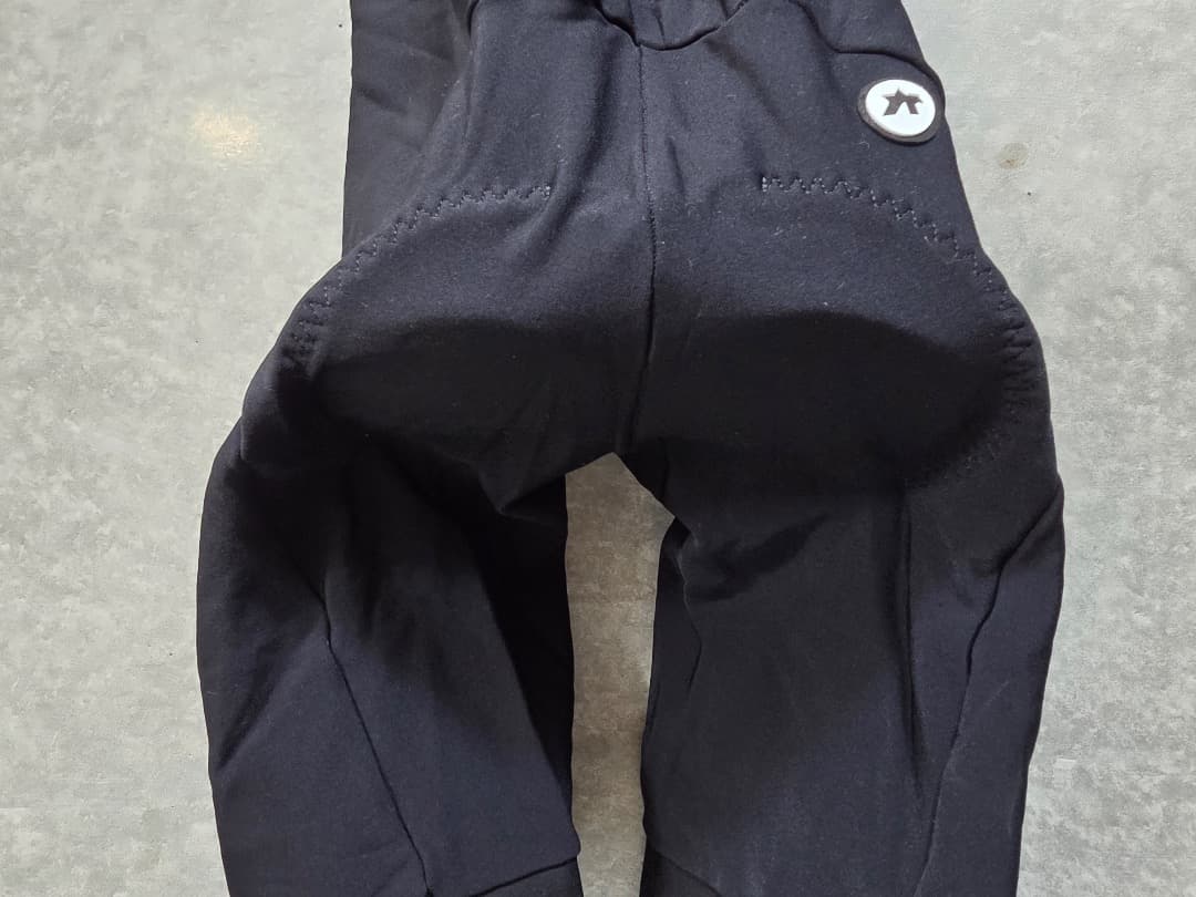 Assos MILLE GTS 春秋用ビブショーツC2 Mサイズ