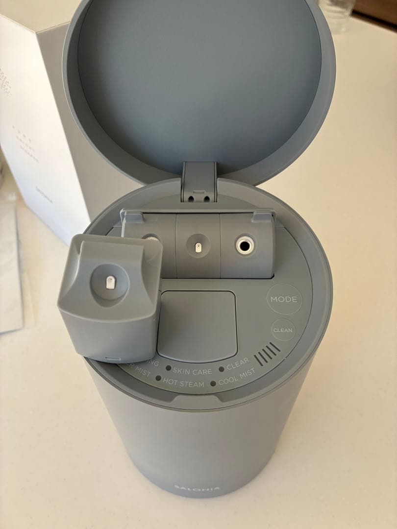 SALONIA フェイススチーマー グレー