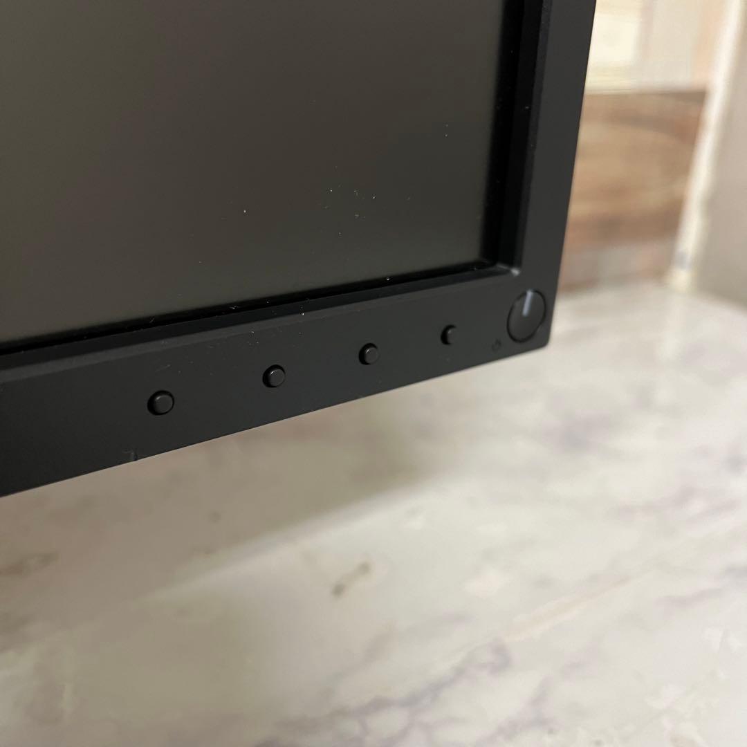 その受渡❣️全国送料込DELL4K43V型4画面同時表示 P4317Qスピーカー