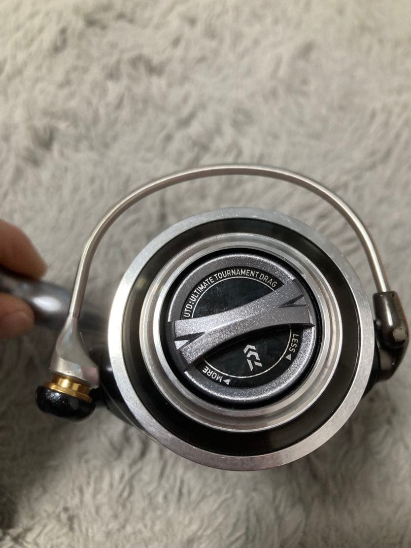 Daiwa CALDIA 3012H スピニングリール