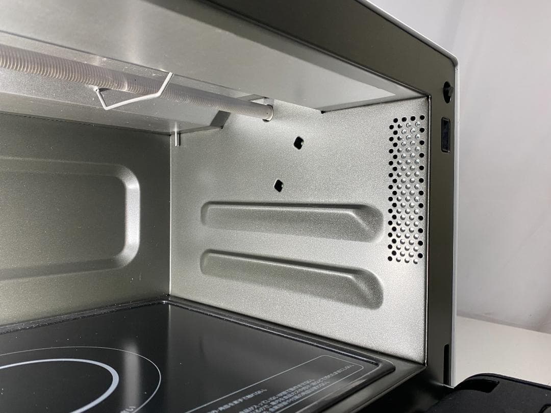 アイリスオオヤマ　オーブンレンジMO-F1808-CW 2023年製