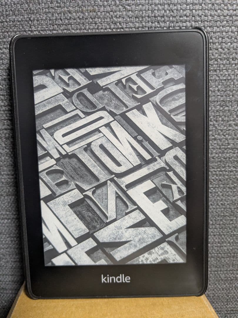 Kindle Paperwhite 第10世代 32GB Wi-Fi カバー付き