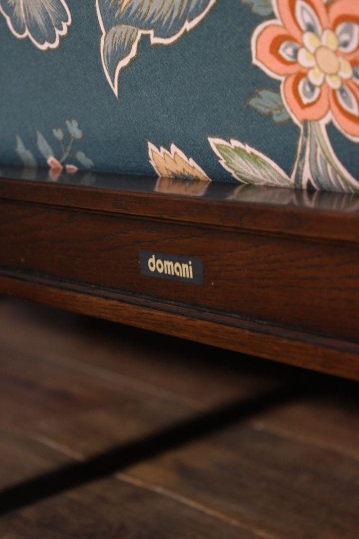 首都圏送無料〜ドマーニ WPQ6 55万〜 希少デザイン　クラシカルアームソファ