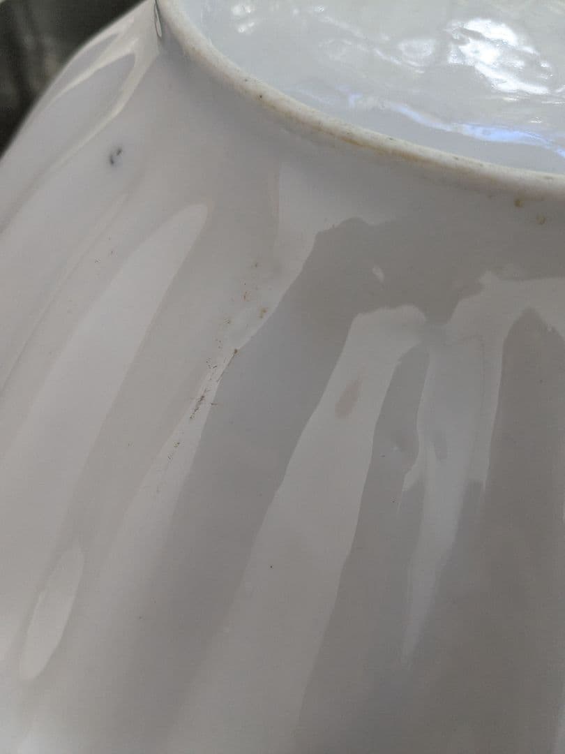 フランスアンティーク　輪花　サラディエ