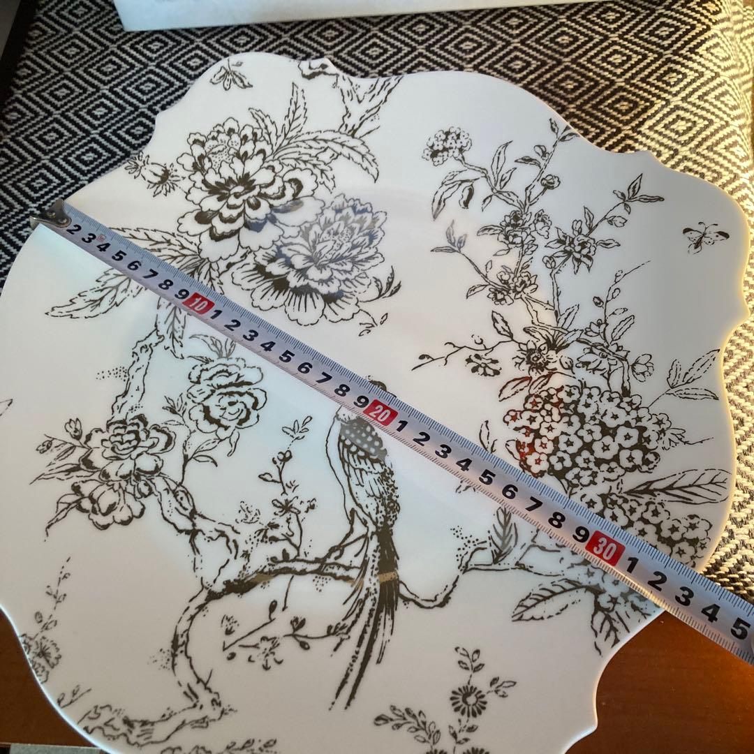 【希少33㎝】ウェッジウッド　ジャスパー　コンラン　バロック　プラチナ　大皿１枚