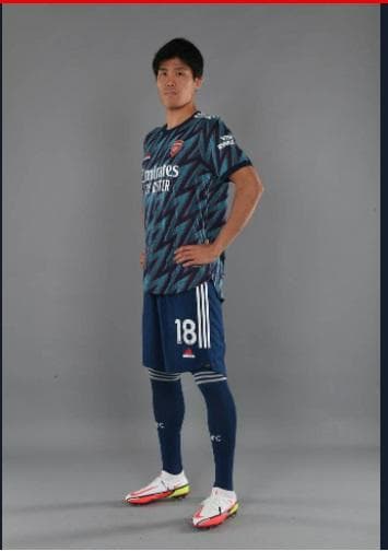 【送料無料】 アーセナル　冨安健洋　オーセンティック サード（M）